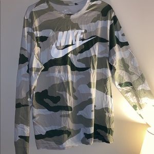 Nike Army Long Sleeve